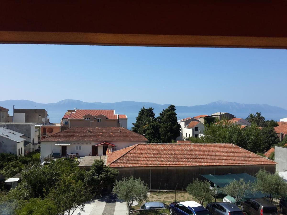 Apartments By The Sea Gradac, Makarska - 13681 Gradac  Buitenkant foto